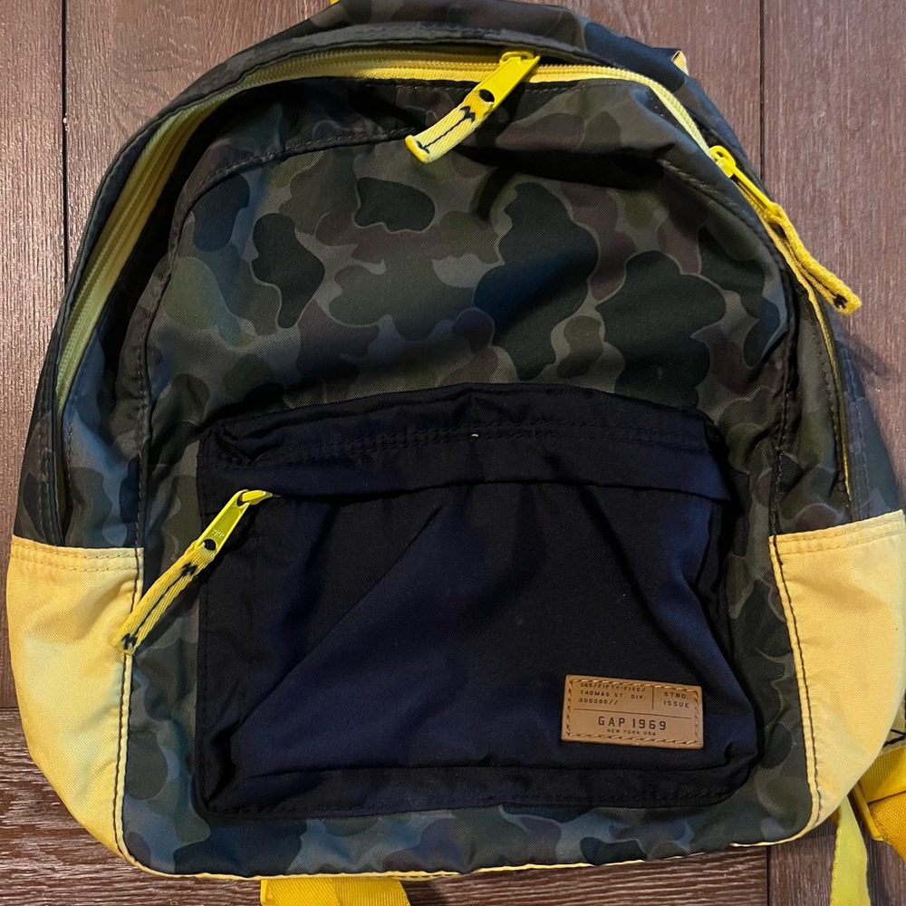 GAP Baby Camouflage and Yellow Backpack